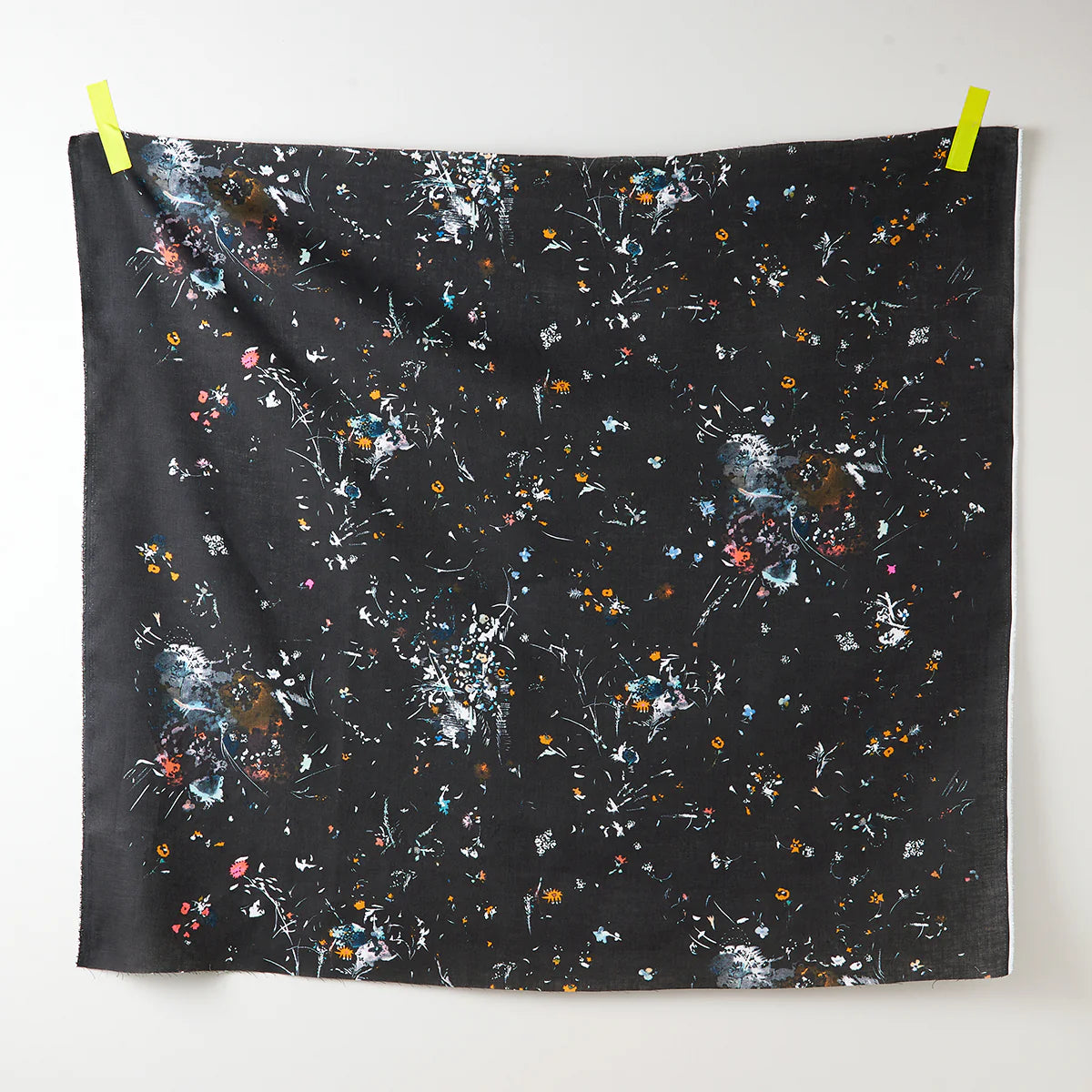 nani IRO - Encounter - D - Linen Fabric
