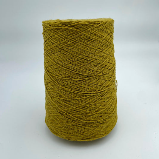 100% Cashmere Yarn - Deadstock Yarn - Made in Italy -  Bright Green - Heavy Lace Weight  - 135 grams on a cone